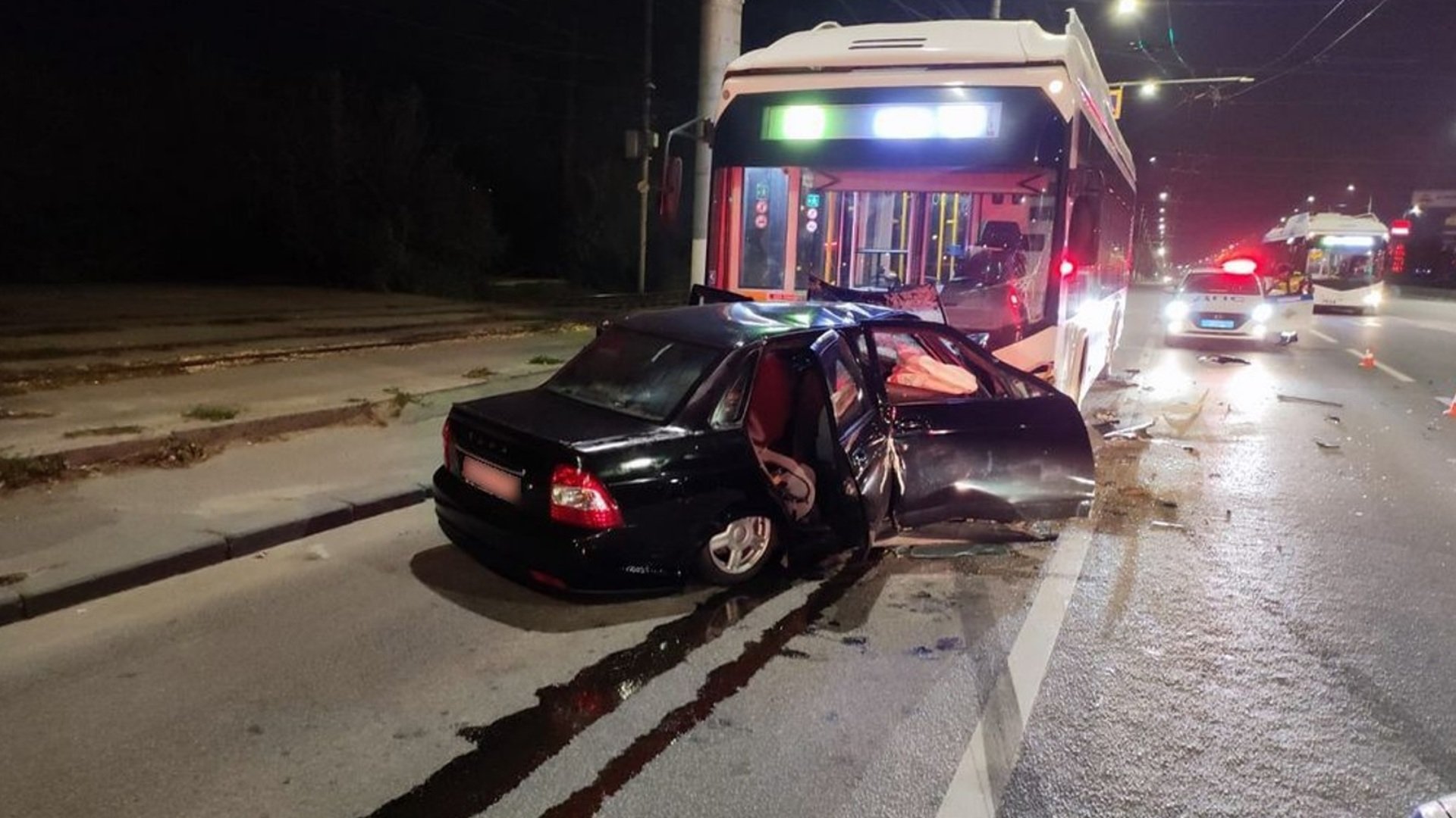 В Волгограде произошла смертельная авария с троллейбусом0