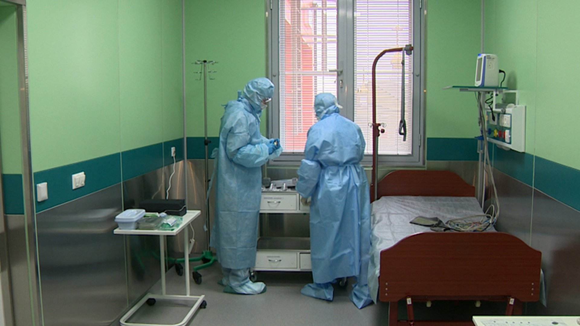 Волгоградских медиков учат диагностировать и лечить омикрон-штамм коронавируса