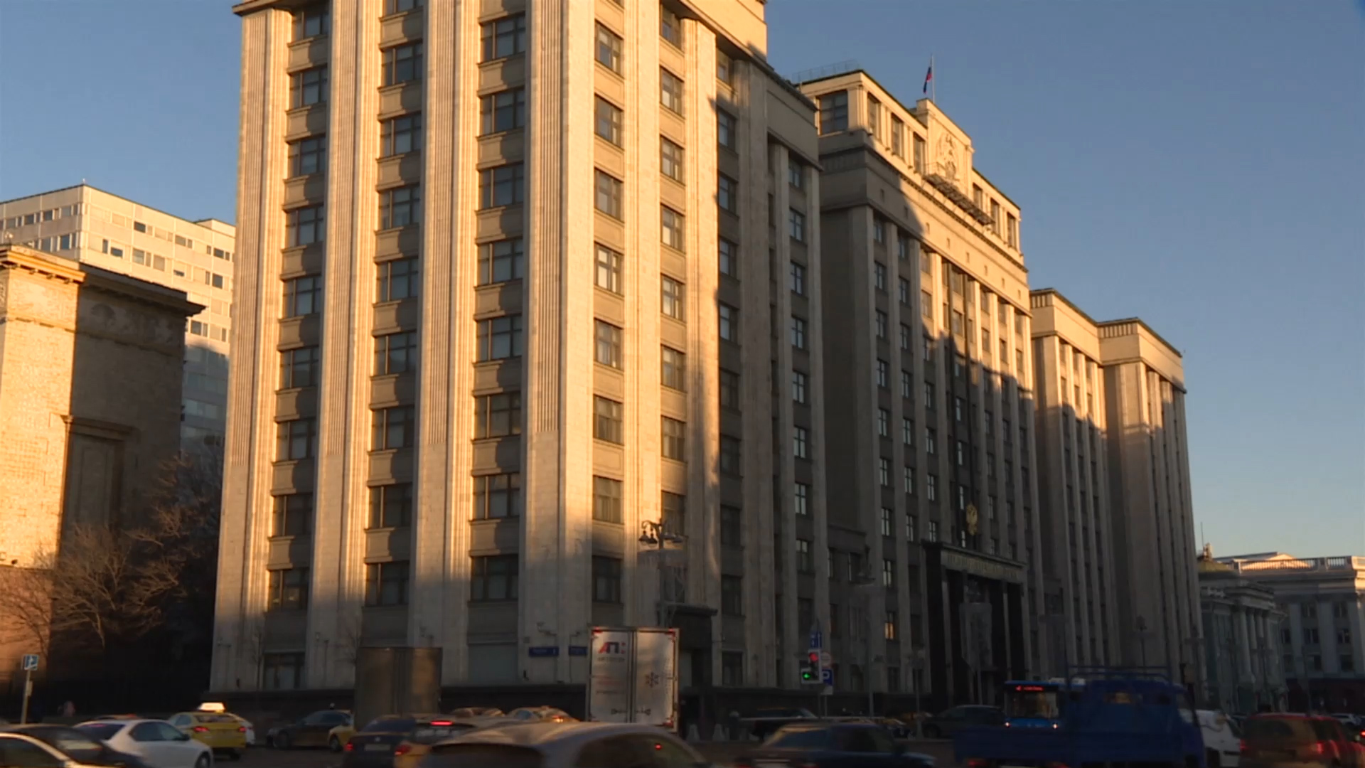 Госдума приняла закон, ужесточающий наказание для педофилов
