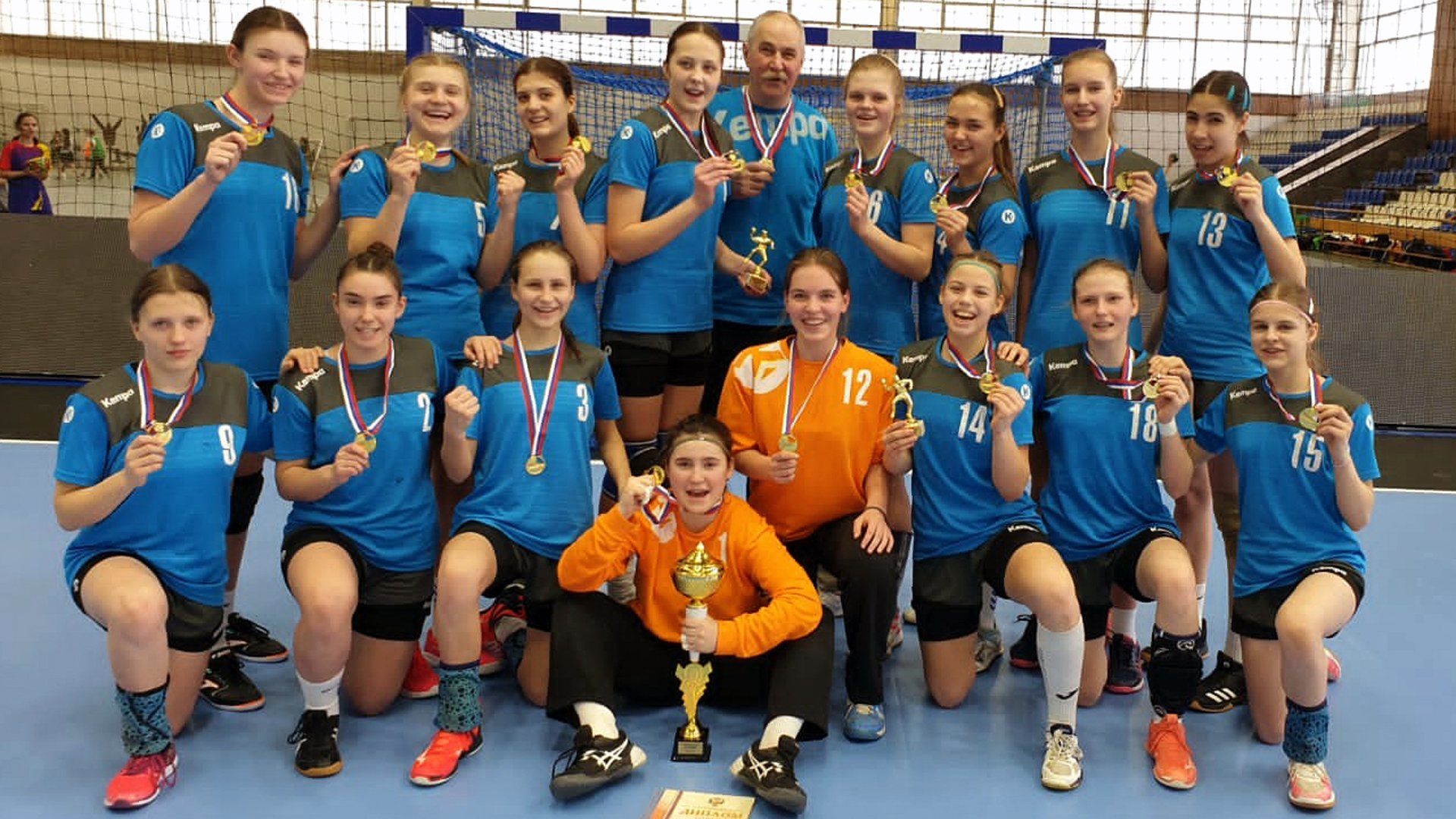 Волгоградские гандболистки завоевали золотые награды первенства России