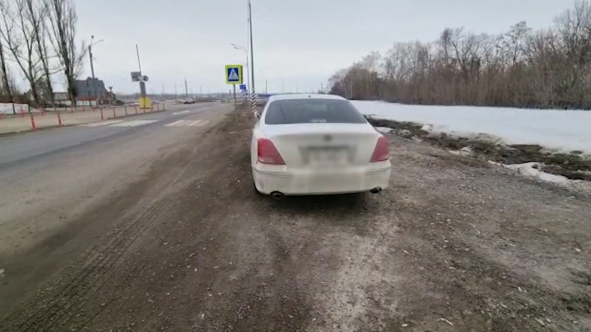 Иномарку с поддельными документами остановили полицейские в Новониколаевском районе