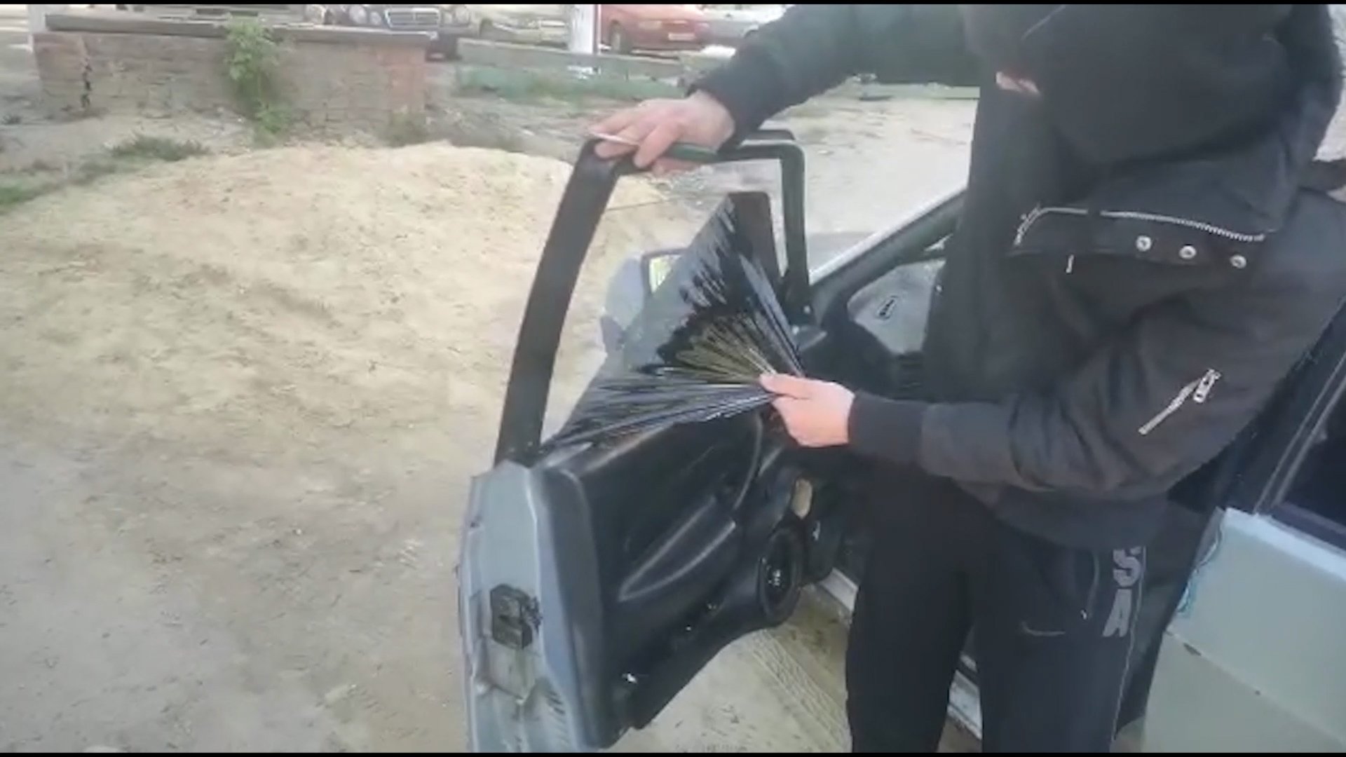 В Волгограде водитель получил трое суток ареста за неснятую вовремя тонировку