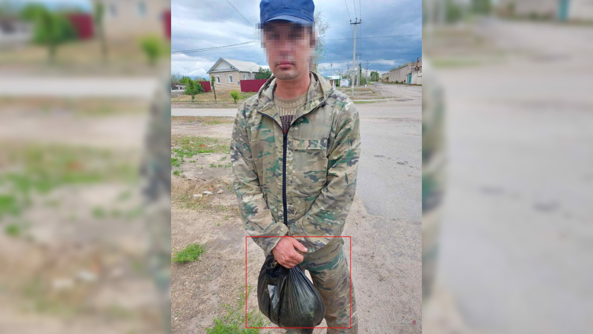 Под Волгоградом полицейские задержали мужчину с пакетом марихуаны