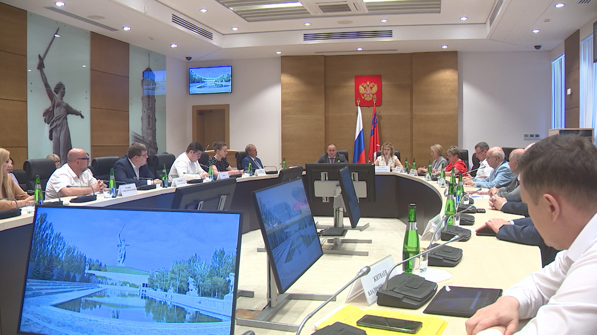 Города-герои Волгоград и Санкт-Петербург обменялись опытом работы в сфере сохранения памяти
