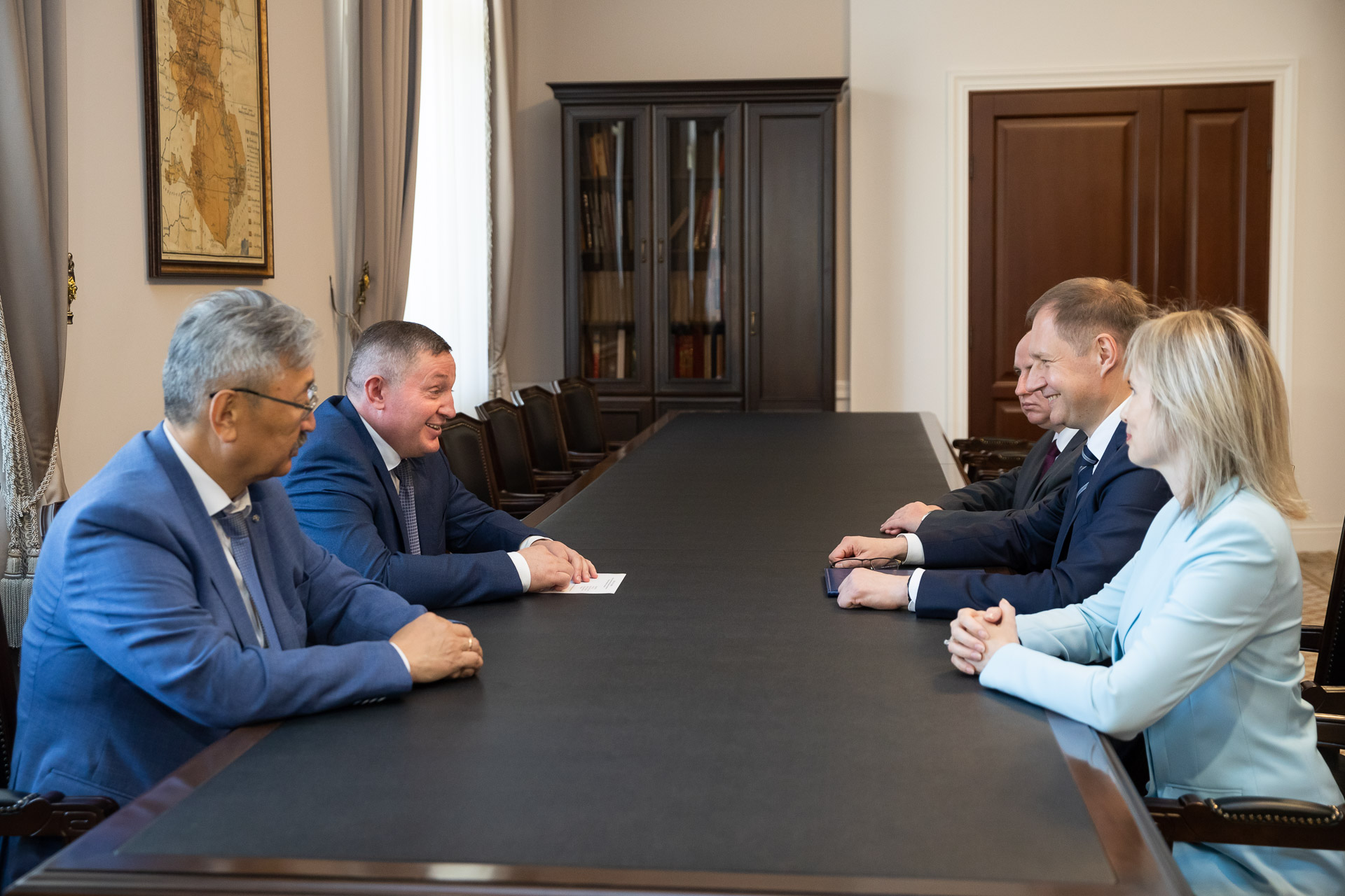 Губернатор Волгоградской области провел рабочую встречу с руководителем Федерального казначейства