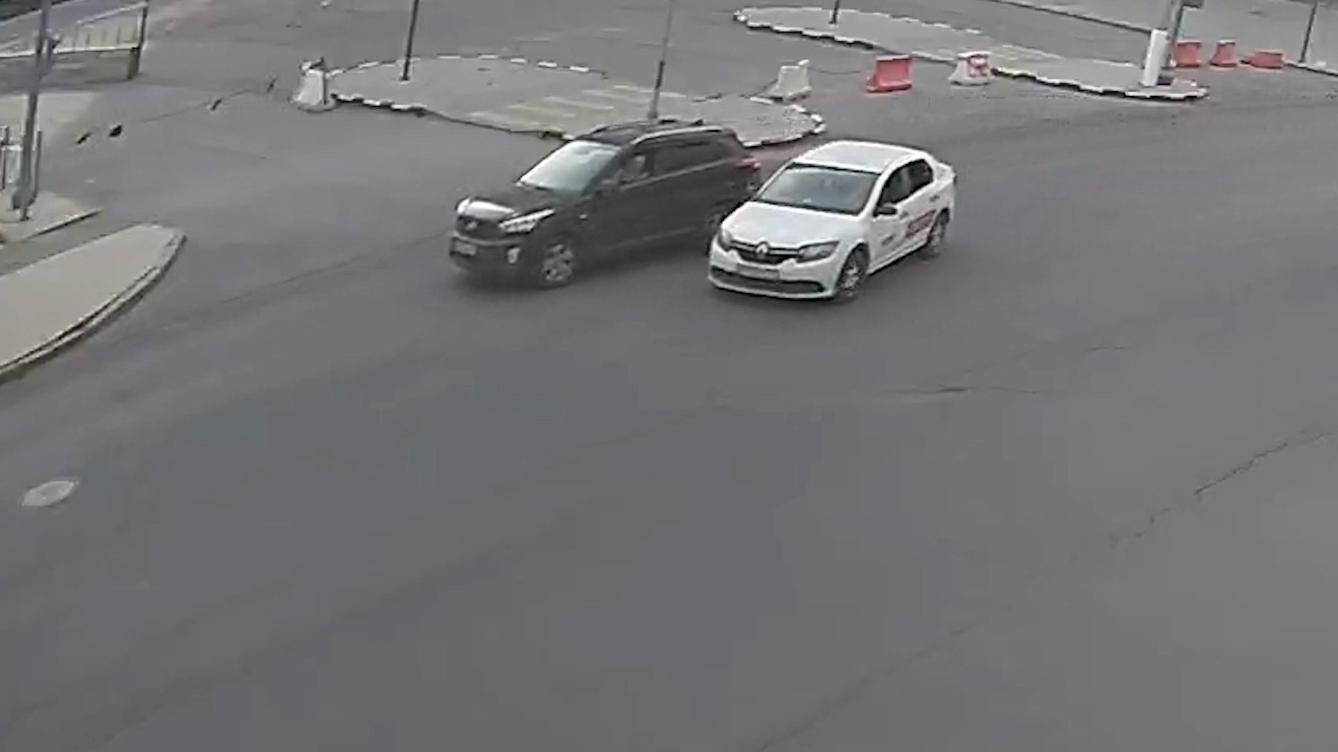 Из-за ссоры на дороге житель Волгограда брызнул слезоточивым газом в глаза обидчику