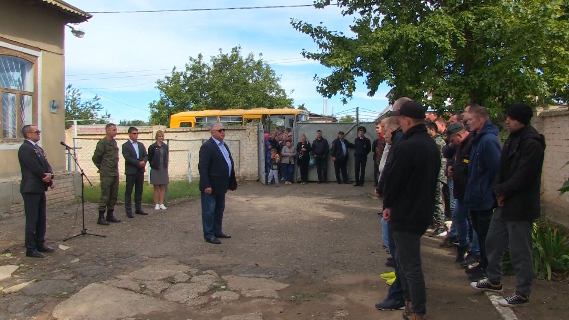 Первые мобилизованные в Волгоградской области отправились в учебные центры Минобороны