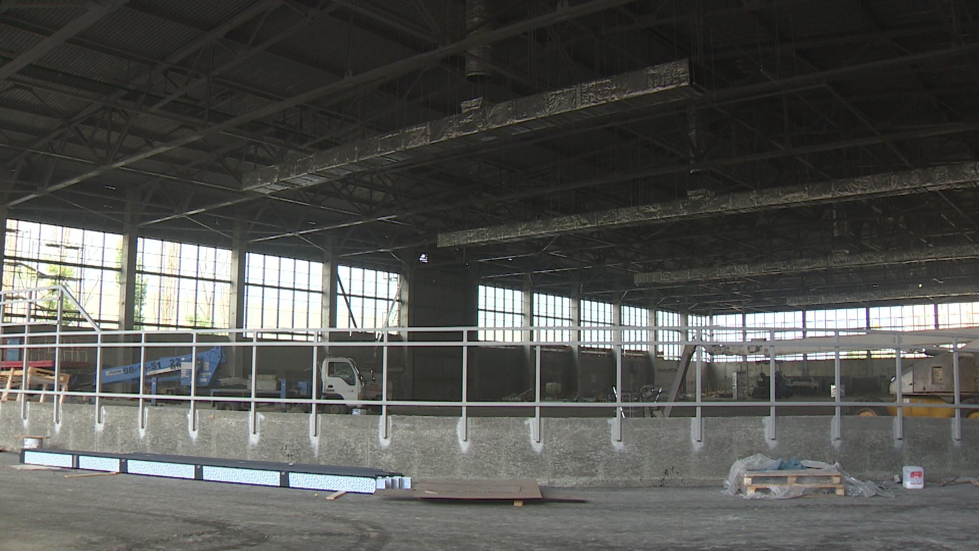 В Волгограде реконструируют легкоатлетический манеж