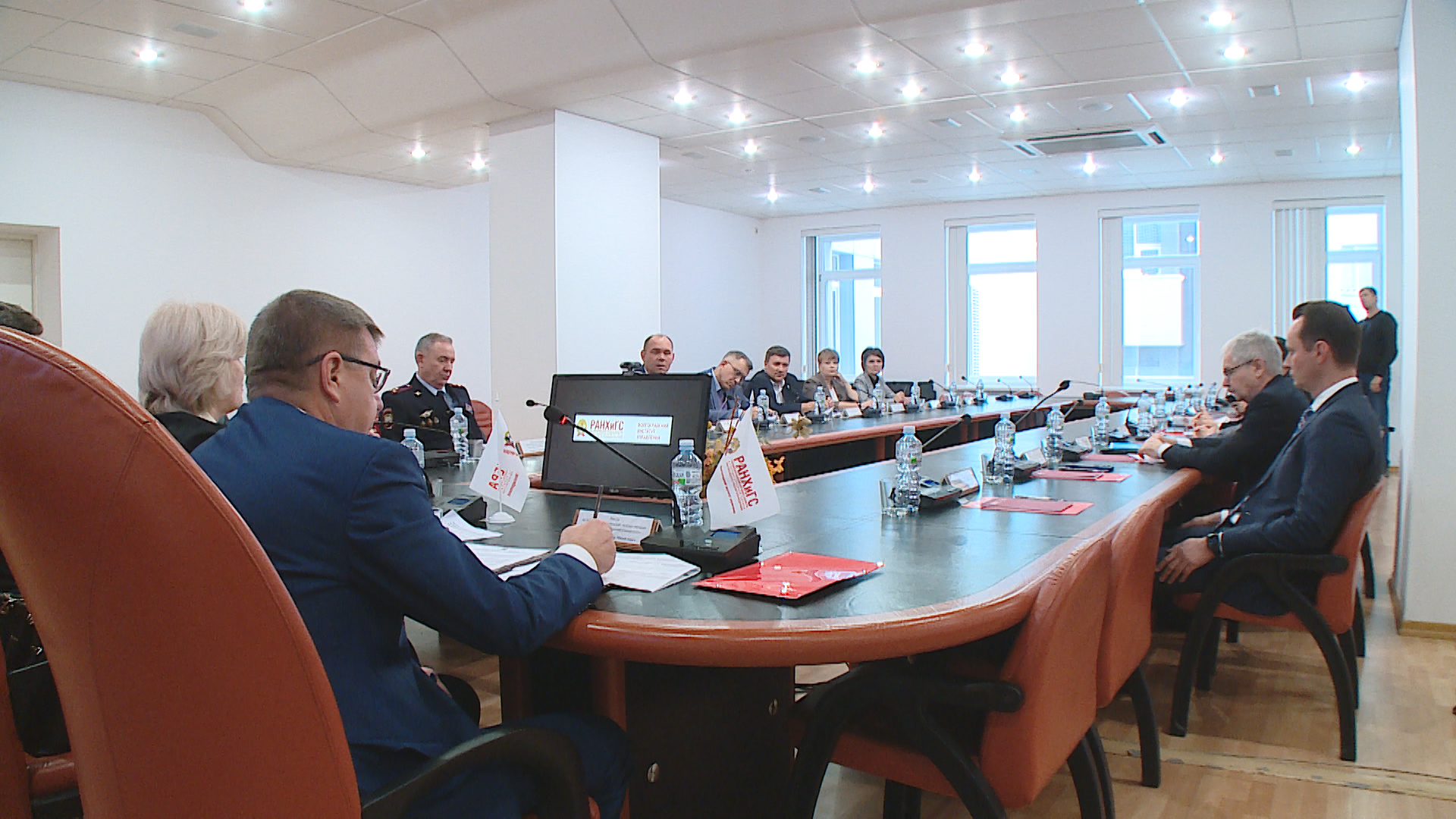 Совет ректоров Волгоградской области обсудил меры поддержки детей мобилизованных жителей региона