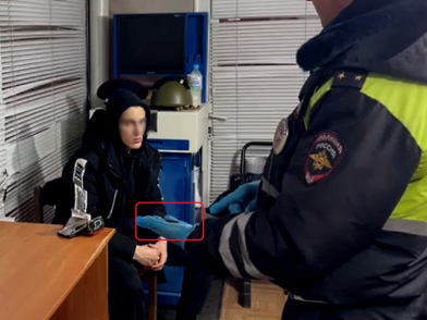 Под Волгоградом в такси сел пассажир с наркотиками