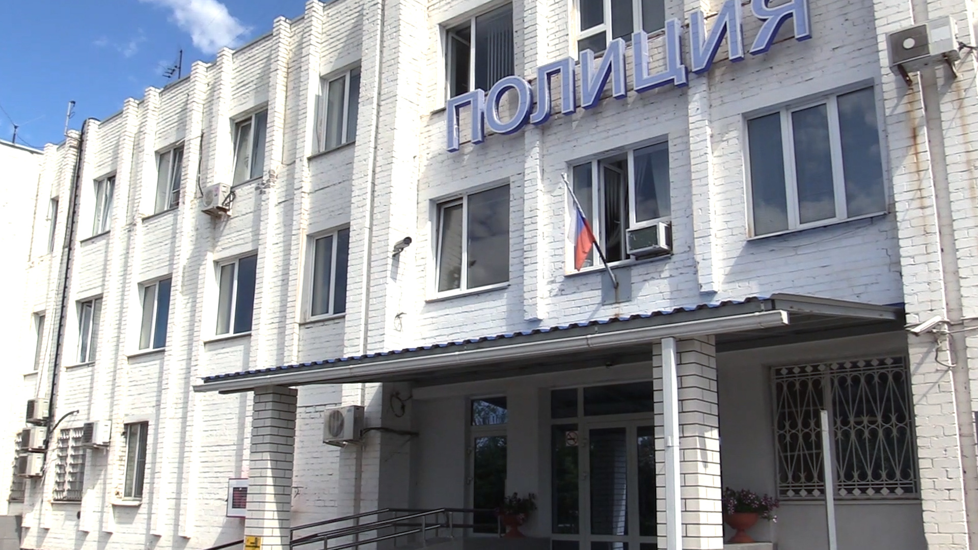 В Городищенском районе пенсионерка фиктивно прописала в своем доме восьмерых иностранцев