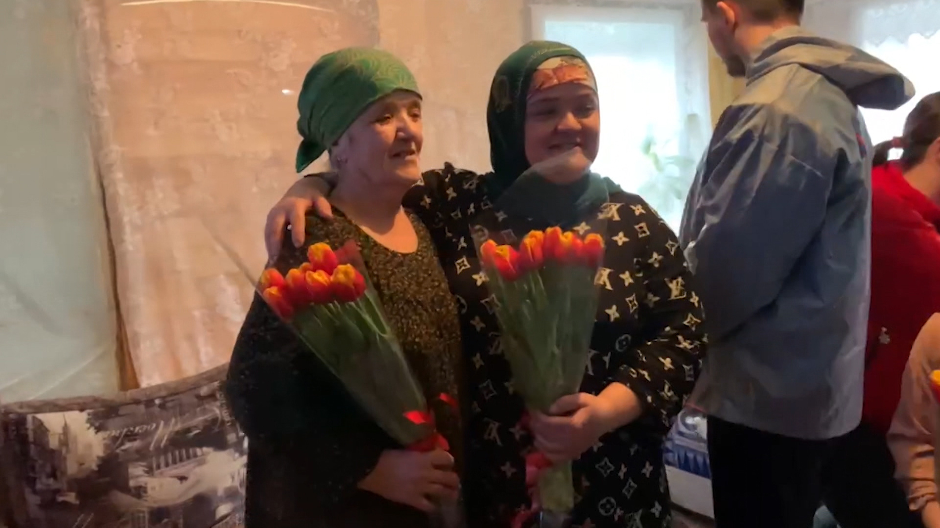 Участники СВО передают поздравления с 8 Марта жительницам Волгоградской области