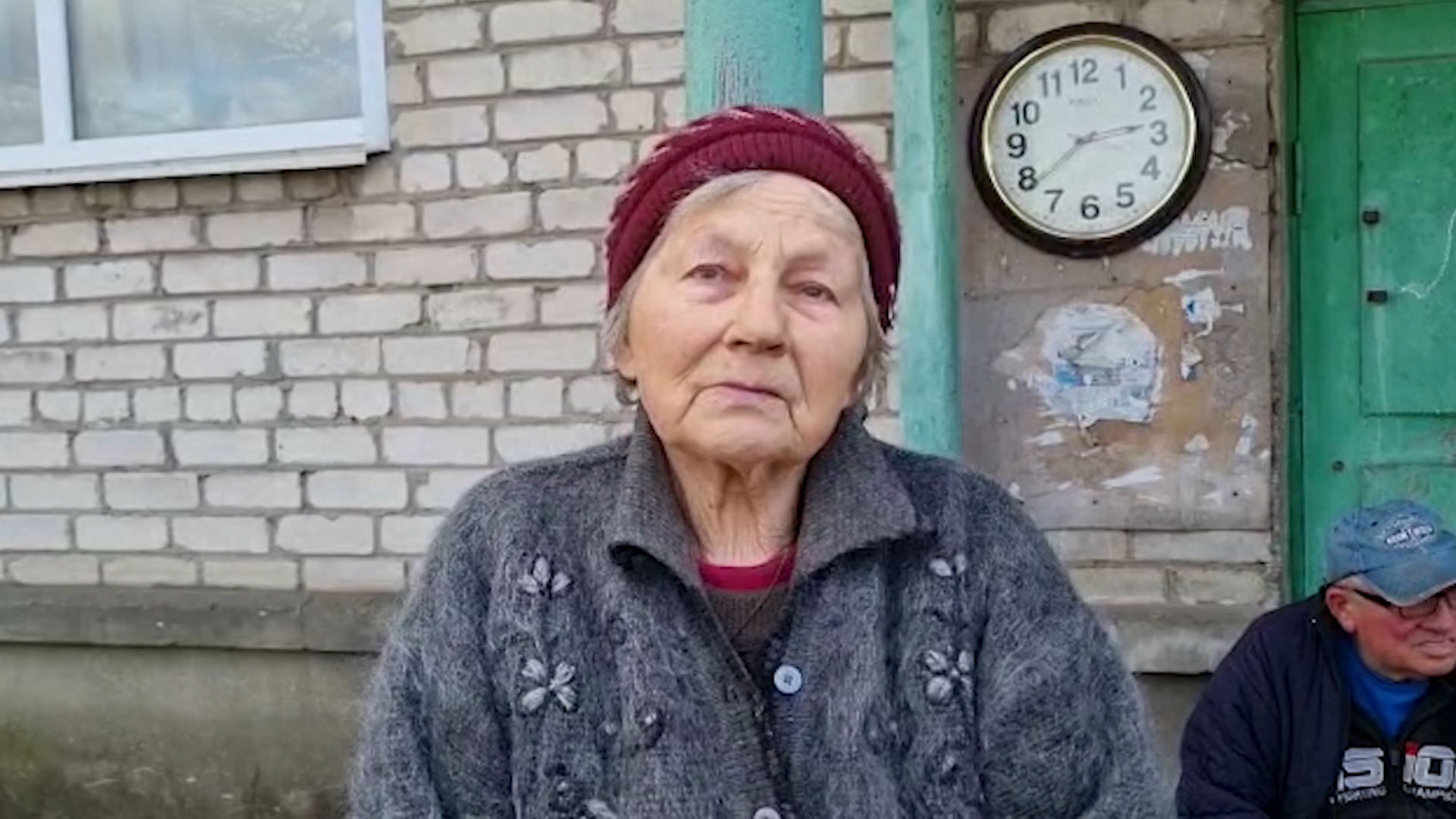 Волгоградская область поможет бабушке из Попасной встретиться со своей семьей