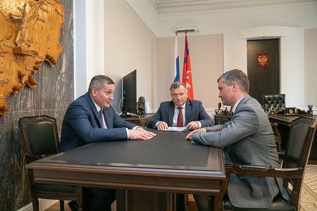 Волгоградский губернатор и вице-президент «Ростелекома» провели рабочую встречу