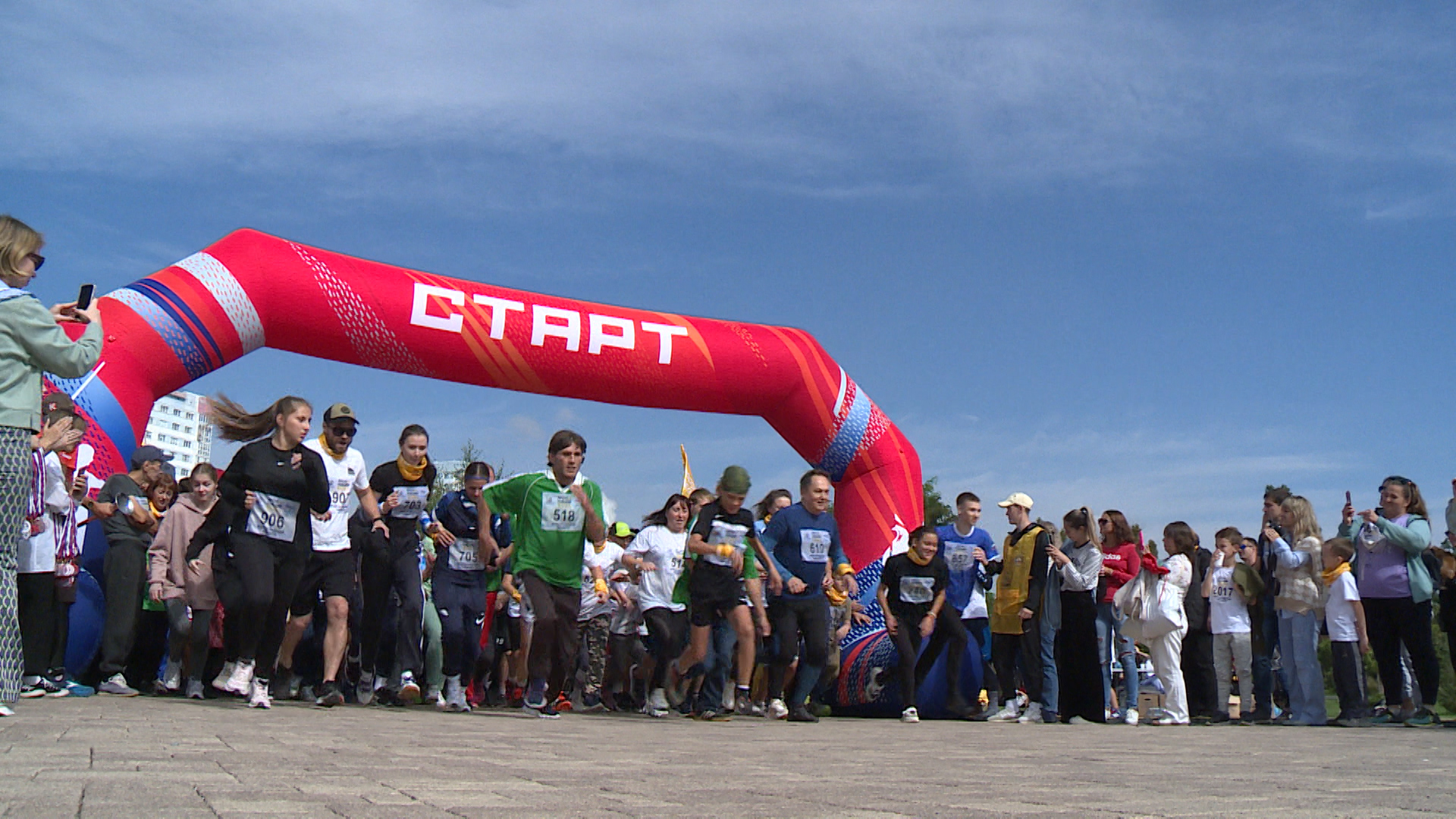 «Кросс нации» в Волгоградской области объединил более 10 000 человек в День бега