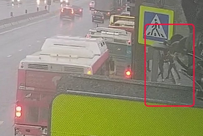 Полиция разбирается в причинах драки между двумя пассажирами автобуса в Волгограде