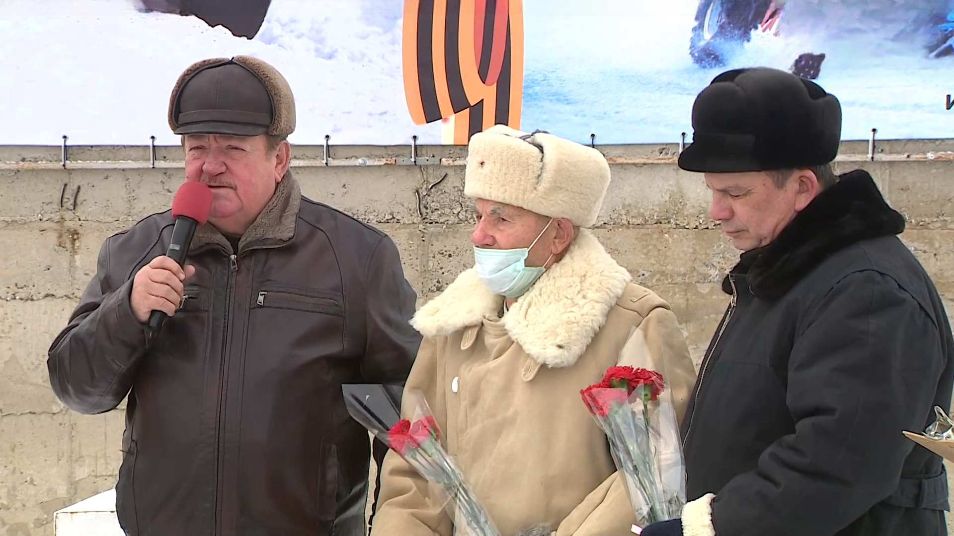 99-летний фронтовик стал почетным гостем традиционного мотокросса «Битва на Волге»