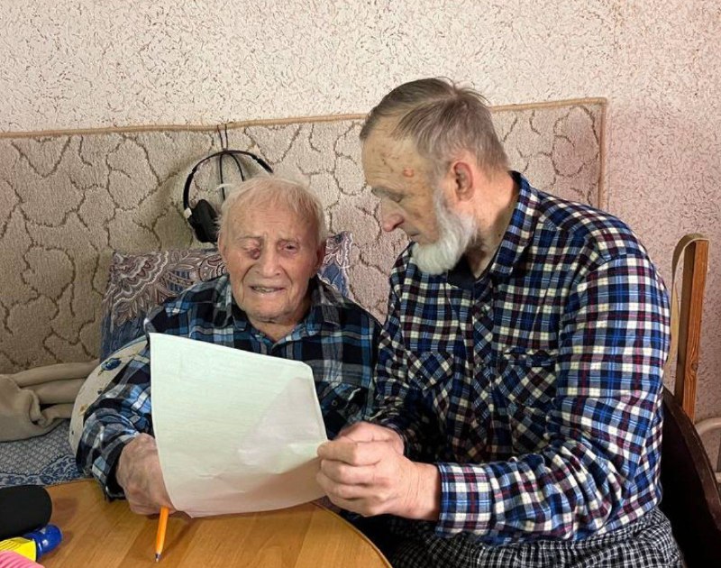 108-летний волгоградец проголосовал на выборах президента