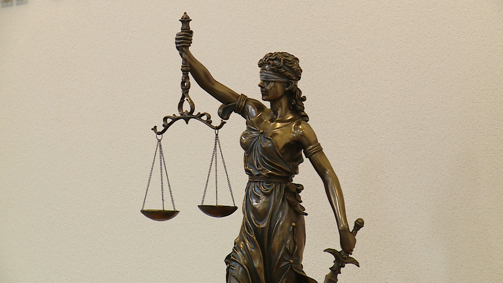 В Волгограде будут судить мужчину за убийство 20-летней давности