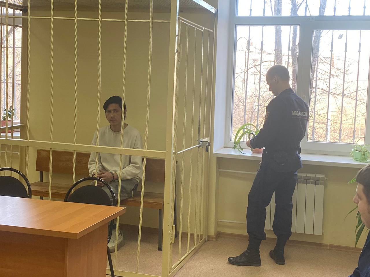 В Волжском заключили под стражу мужчину, ударившего 73-летнюю пенсионерку в магазине