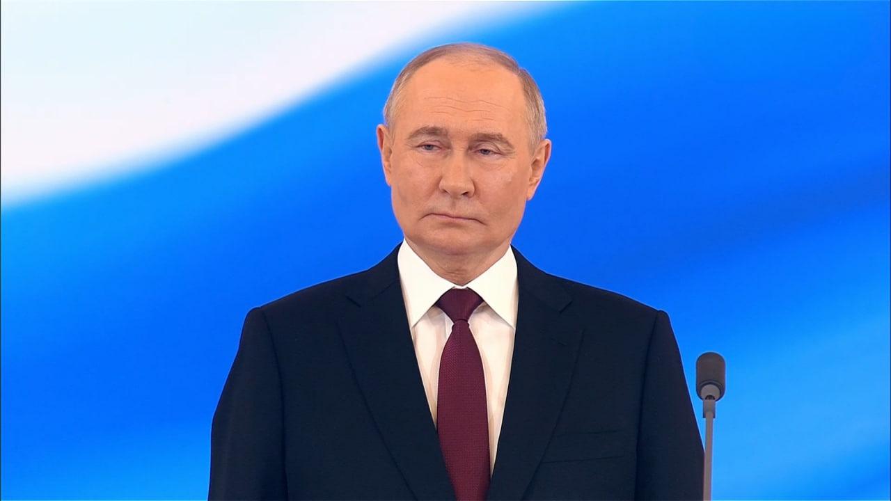 Владимир Путин вступил в должность президента России на шестилетний срок