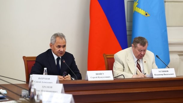 Волгоградский губернатор принял участие в совещании с Сергеем Шойгу