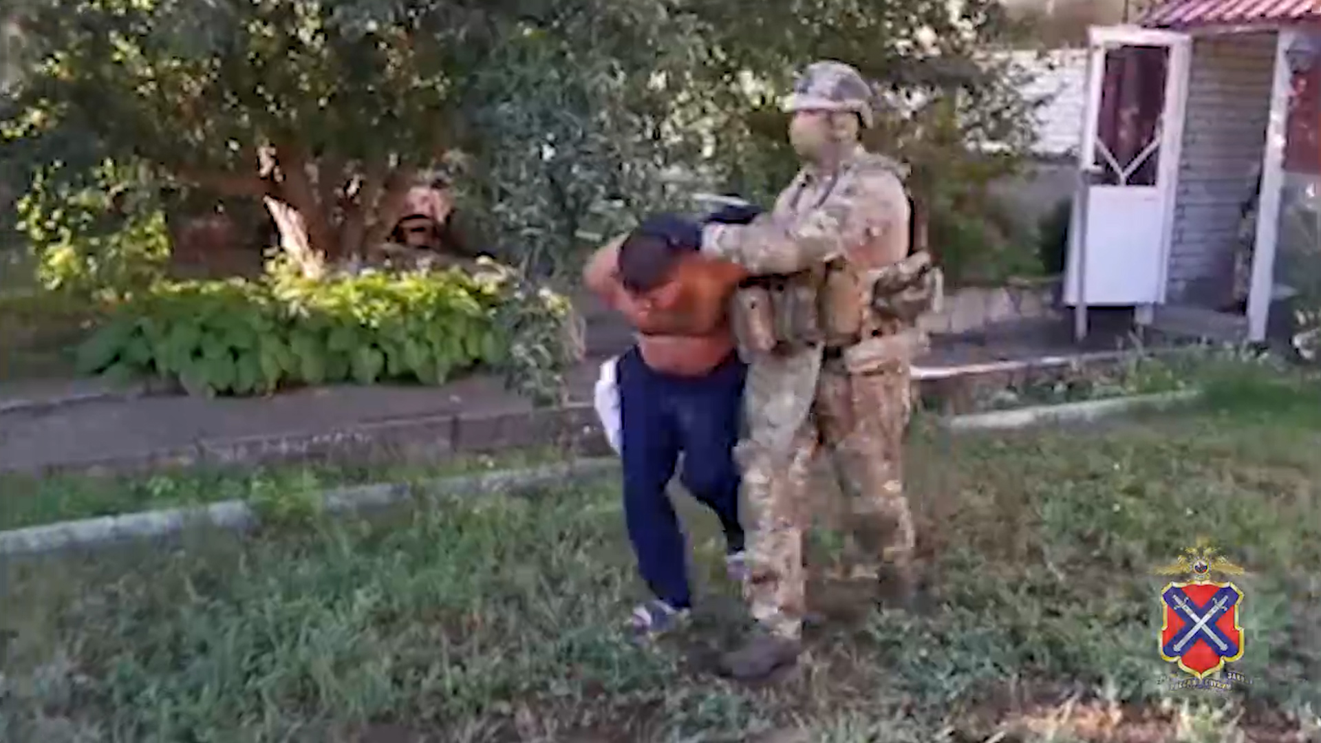 В Волгоградской области задержали напавшего на полицейских местного жителя