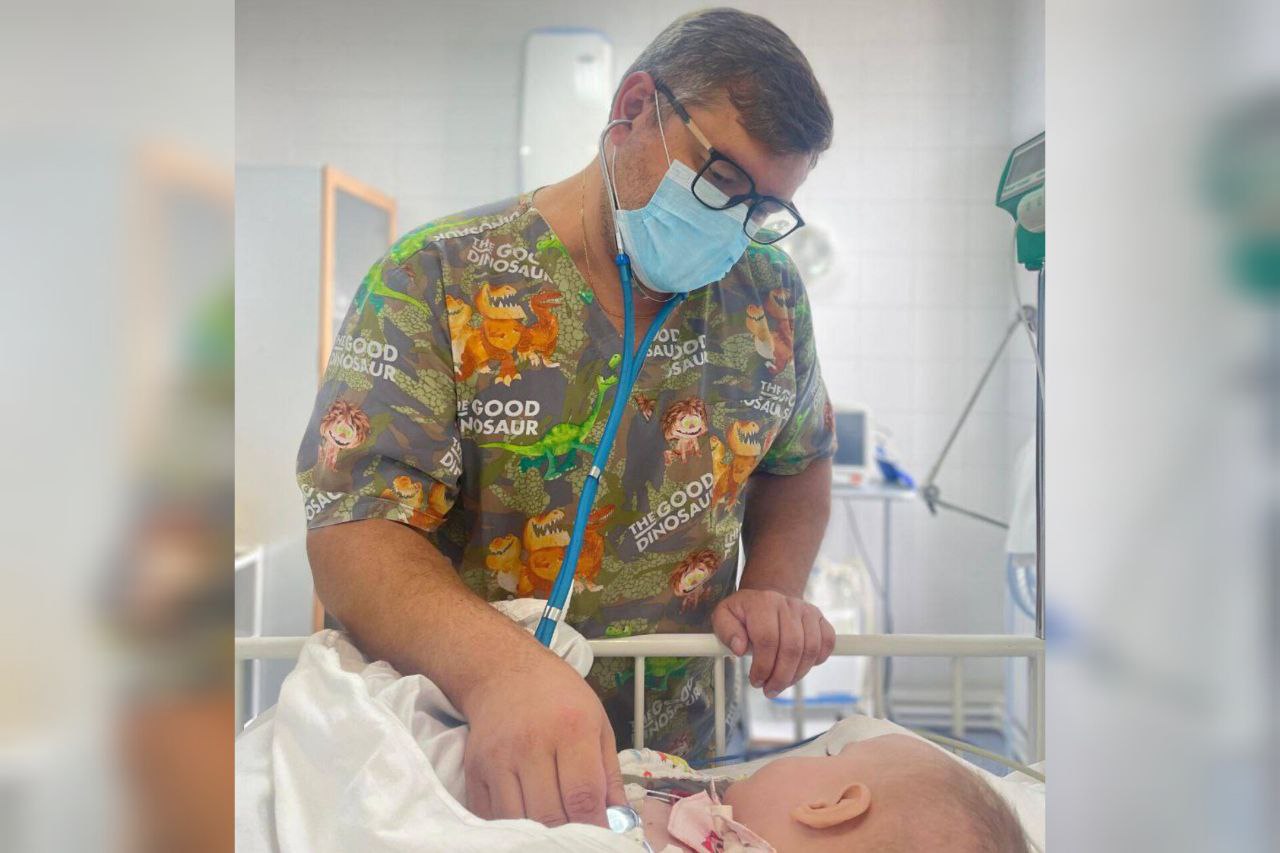 Трехлетних двойняшек спасли медики Волгоградской областной детской клинической больницы