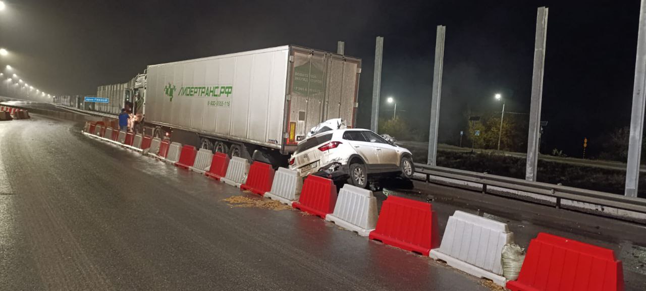 Смертельная авария произошла на мосту через Ахтубу под Волгоградом