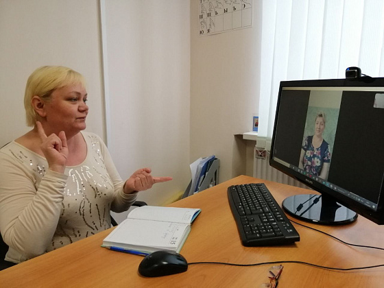 Более 1,2 тысячи обращений поступило в центр помощи лицам с нарушением слуха в Волгограде