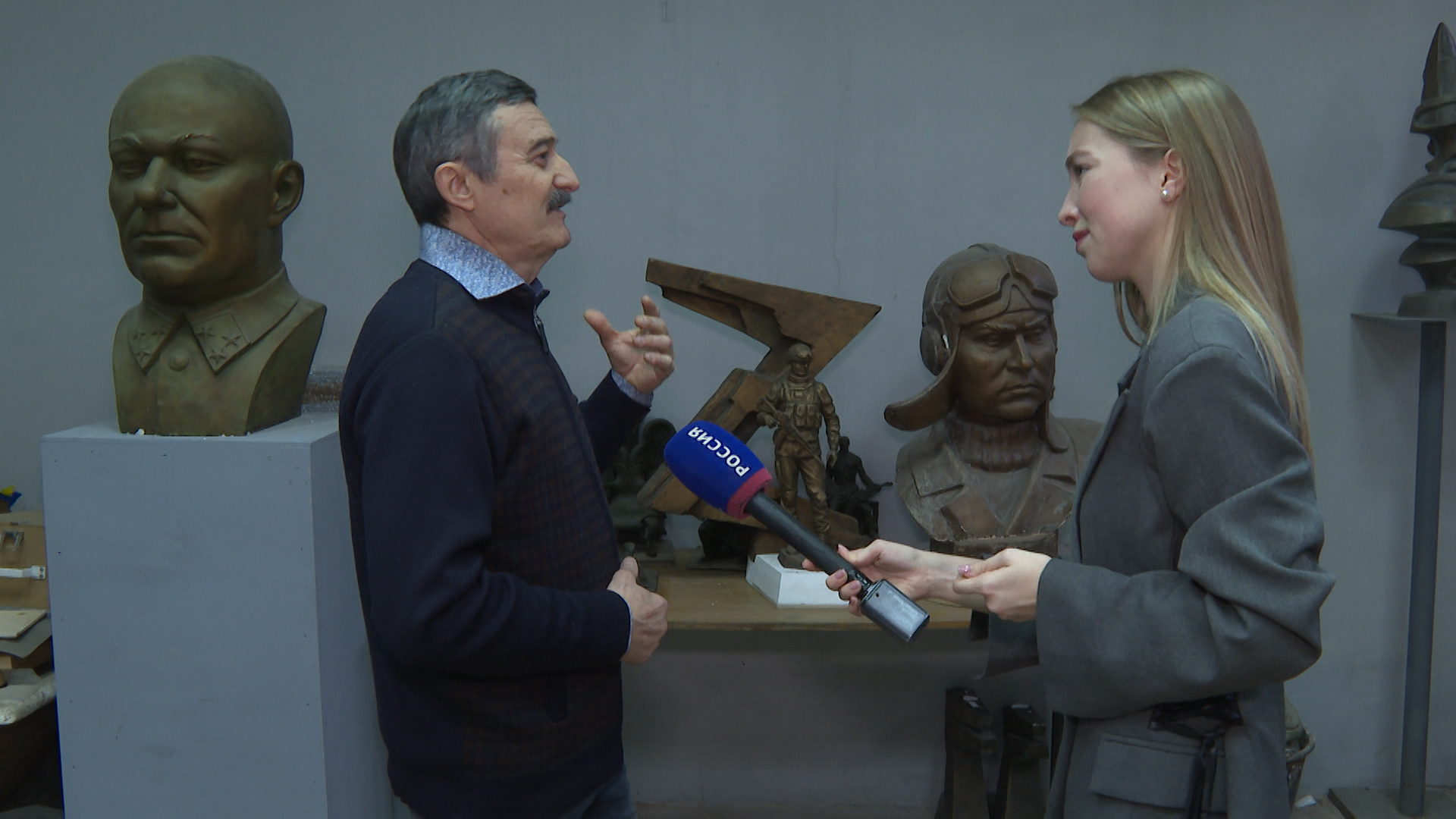 Автор «Скорбящей» и «Девочки с аккордеоном» в Волгограде вспомнил свои работы