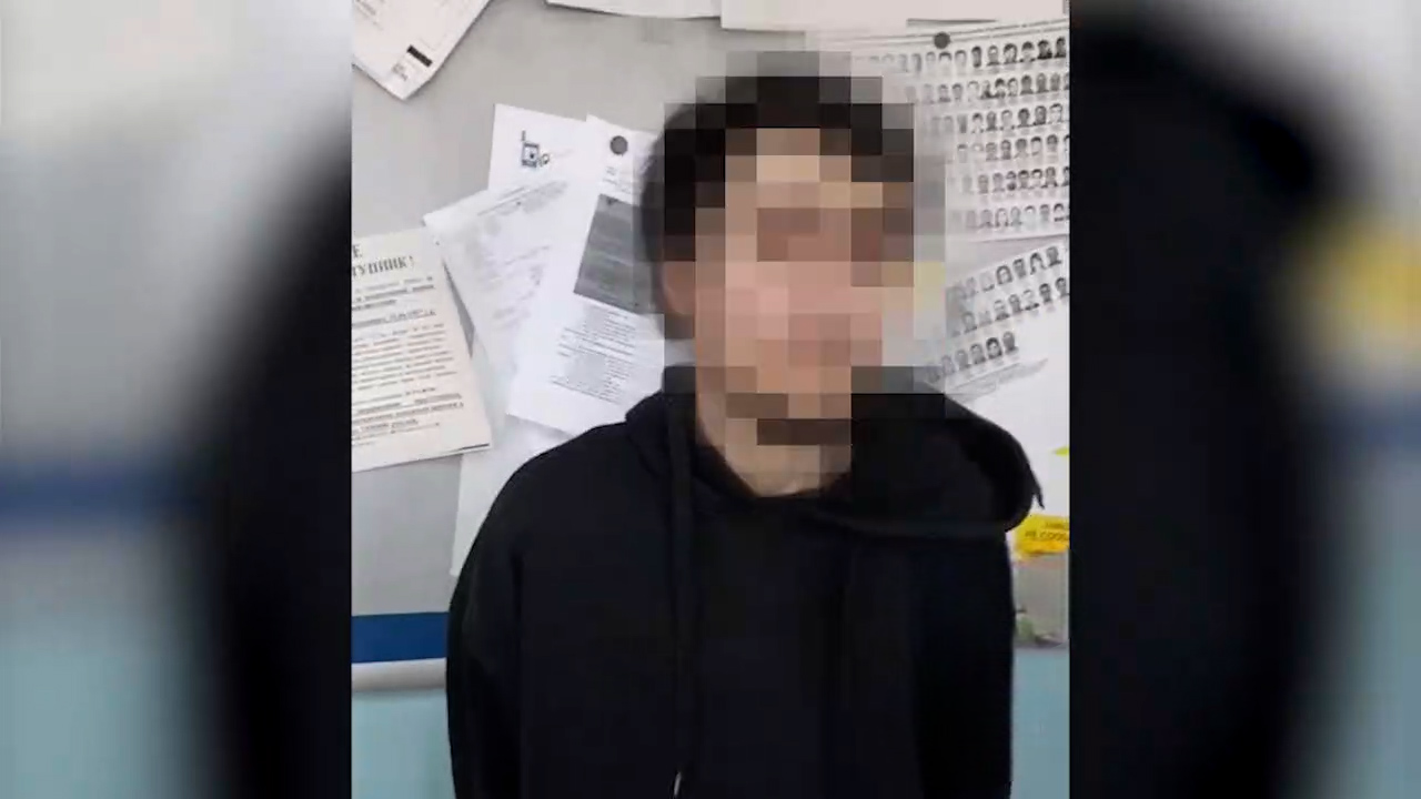 Пассажир автобуса с наркотиками в кепке задержан под Волгоградом