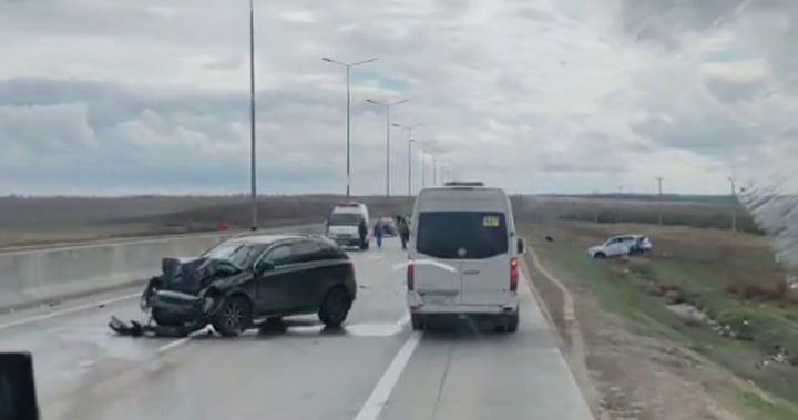 Два ДТП с разницей в несколько часов произошли на участке трассы под Волгоградом