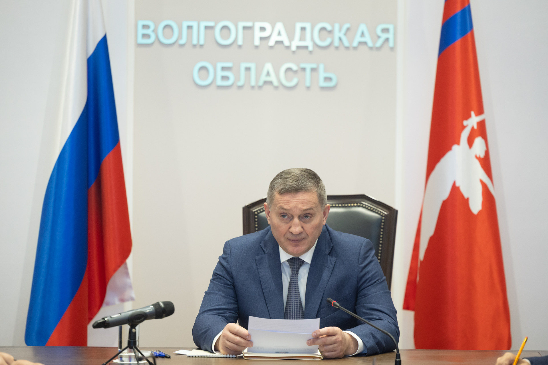 Андрей Бочаров: БПЛА атаковали жилые дома в Волгограде