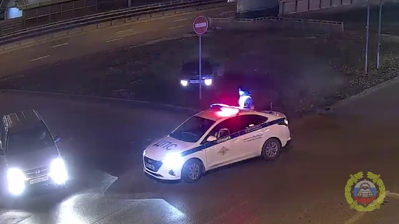 Водитель без прав пытался скрыться от полиции в Волгограде