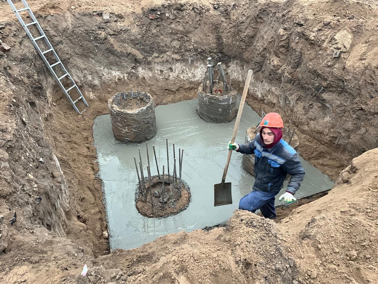 На юге Волгограда закладывают фундамент под колесо обозрения