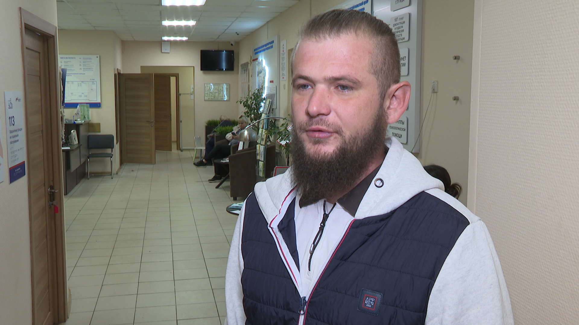 Российский певец и гитарист напишет музыку на стихи ветерана СВО из Волгограда