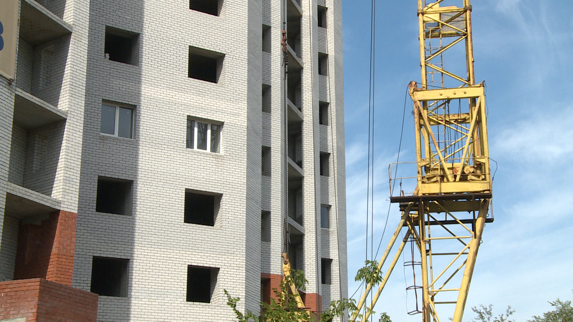 Защиту дольщиков от долгостроя обсудили в Волгоградской области