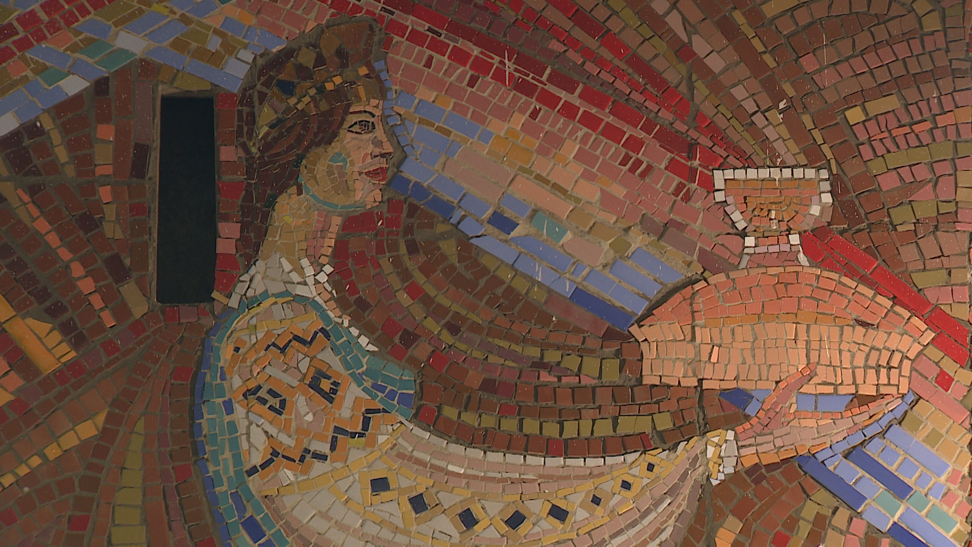 Мозаичное панно: как сохранить наследие художников в Волгограде