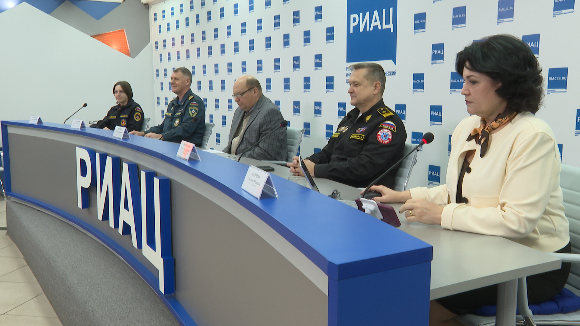 В Волгоградской области обсудили безопасность на зимних каникулах