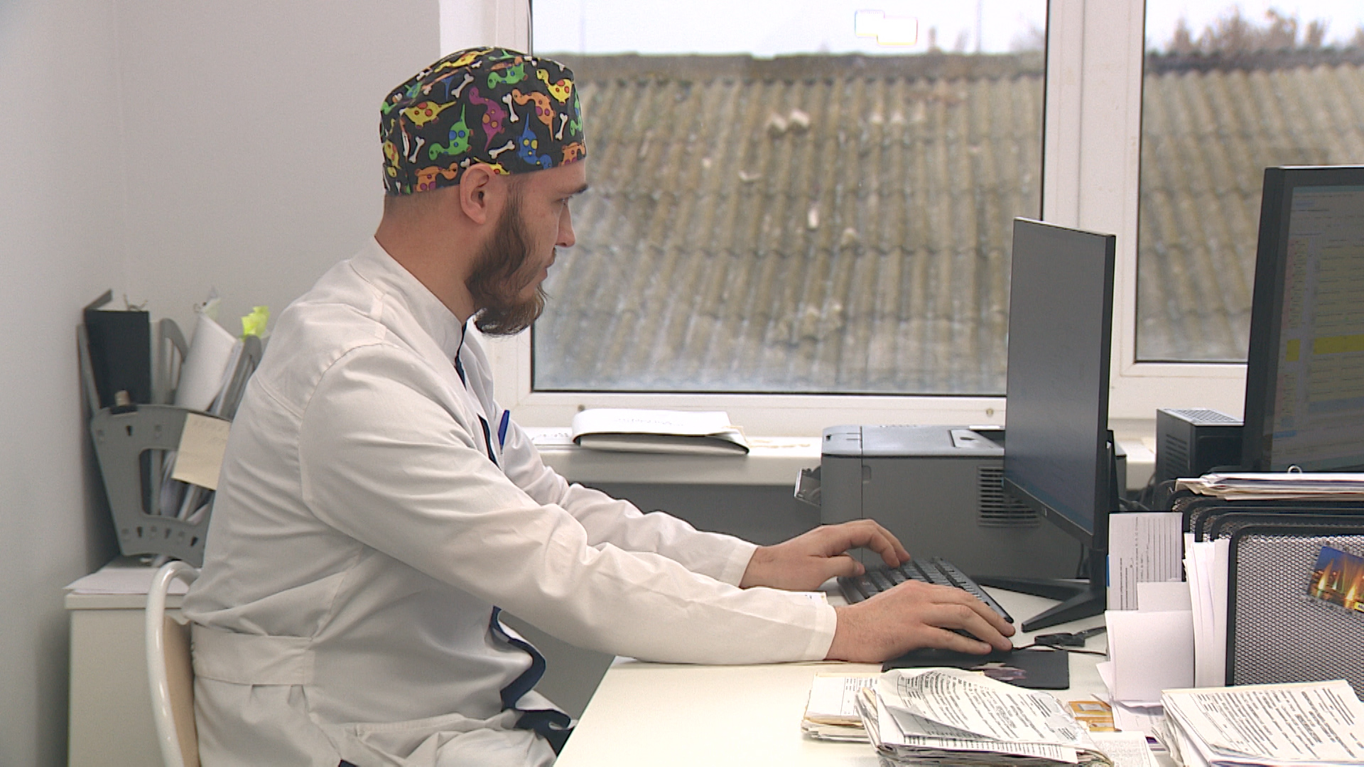 Более 100 специалистов стали земскими врачами в Волгоградской области