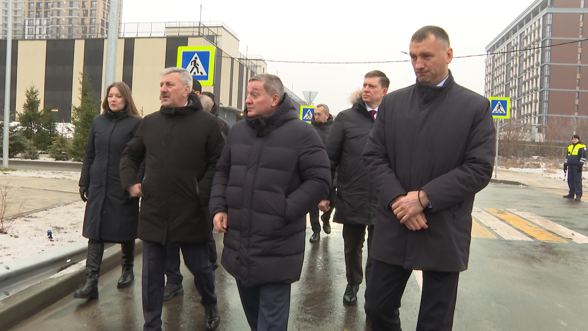 Андрей Бочаров оценил новую дорогу к пойме Царицы в Волгограде