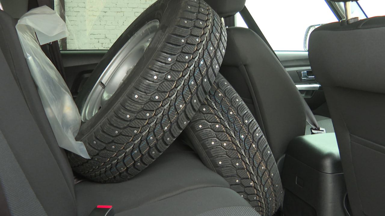 Волгоградец остался без 39 тысяч рублей после заказа автошин через сайт объявлений