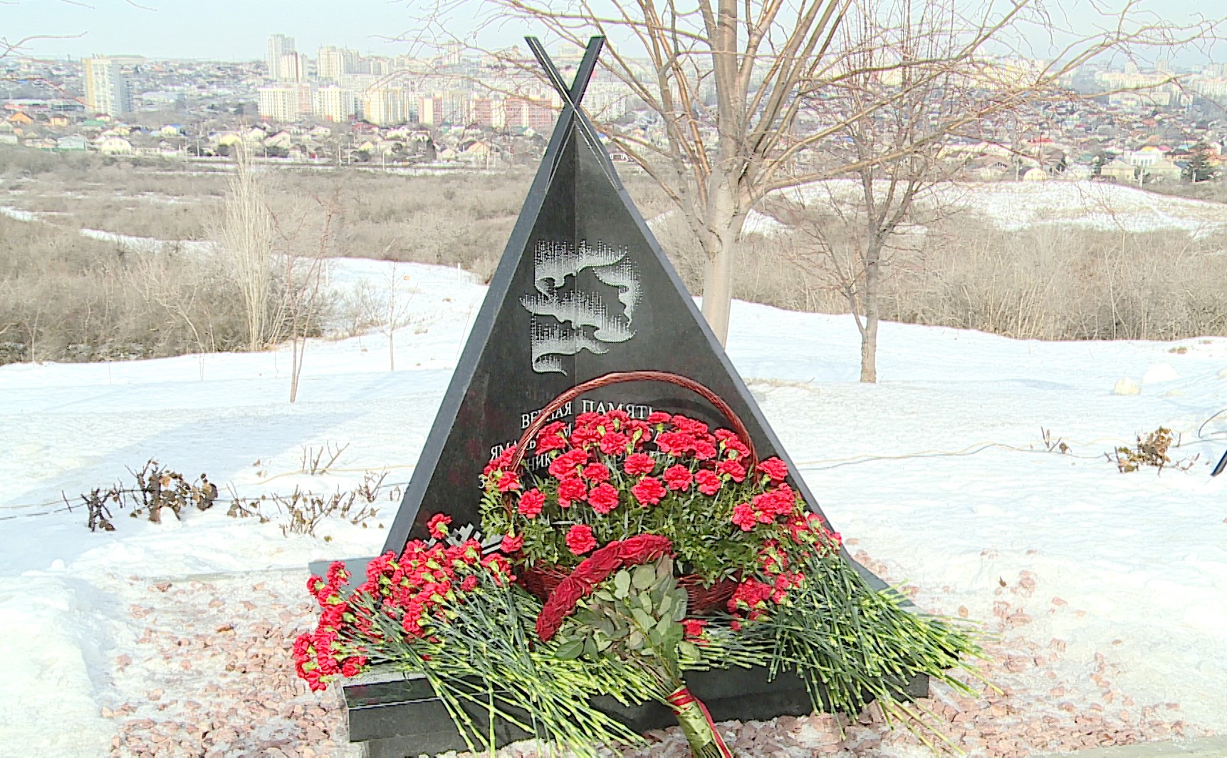 Ямальцы приняли участие в открытии памятника землякам – защитникам Сталинграда на Мамаевом кургане