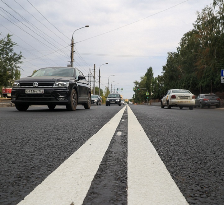 В Дзержинском районе Волгограда продолжат ремонт дороги на улице Ангарской