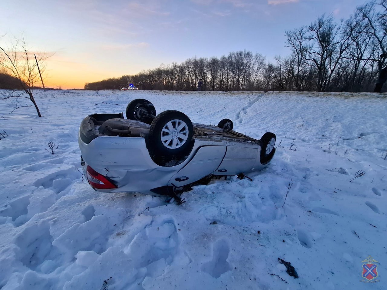 Под Волгоградом в опрокинутой машине обнаружили тело автомобилиста
