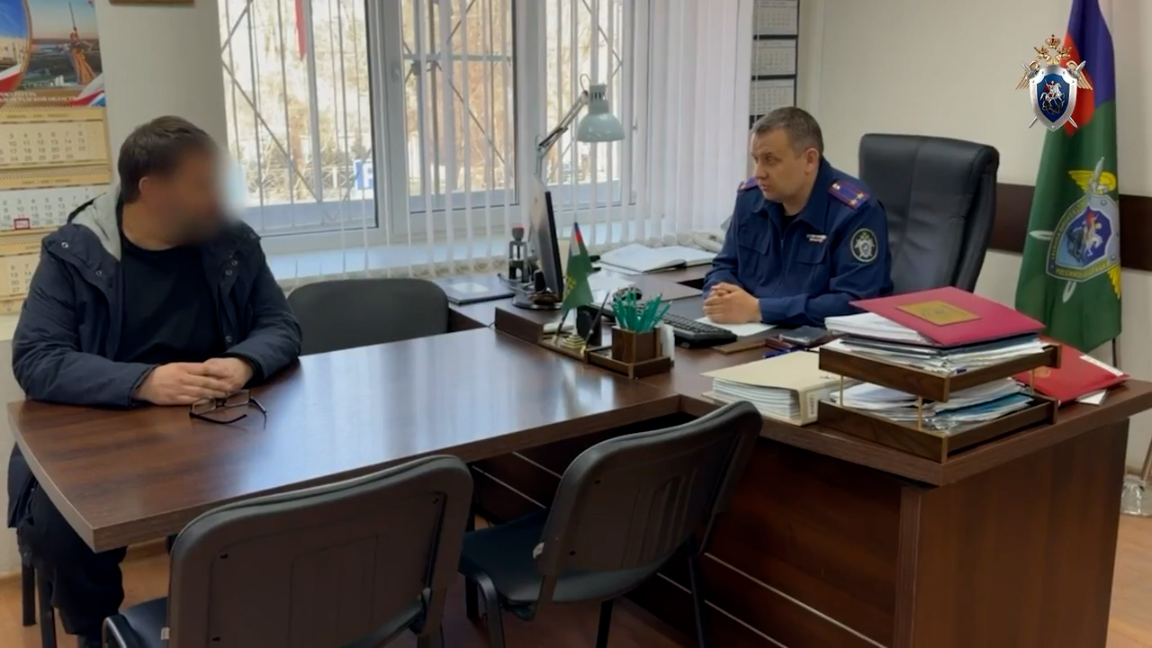 В Волгограде двоих журналистов задержали за клевету и вымогательство