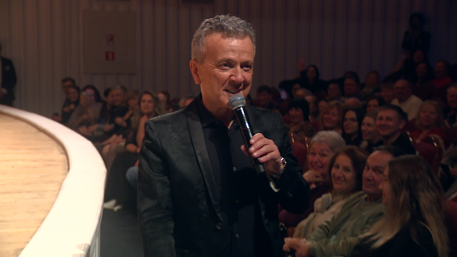 «Итальянцы любят Россию»: певец Pupo побывал с концертом в героическом городе Волгограде