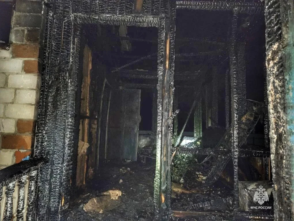 Неосторожность при курении привела к смертельному пожару под Волгоградом