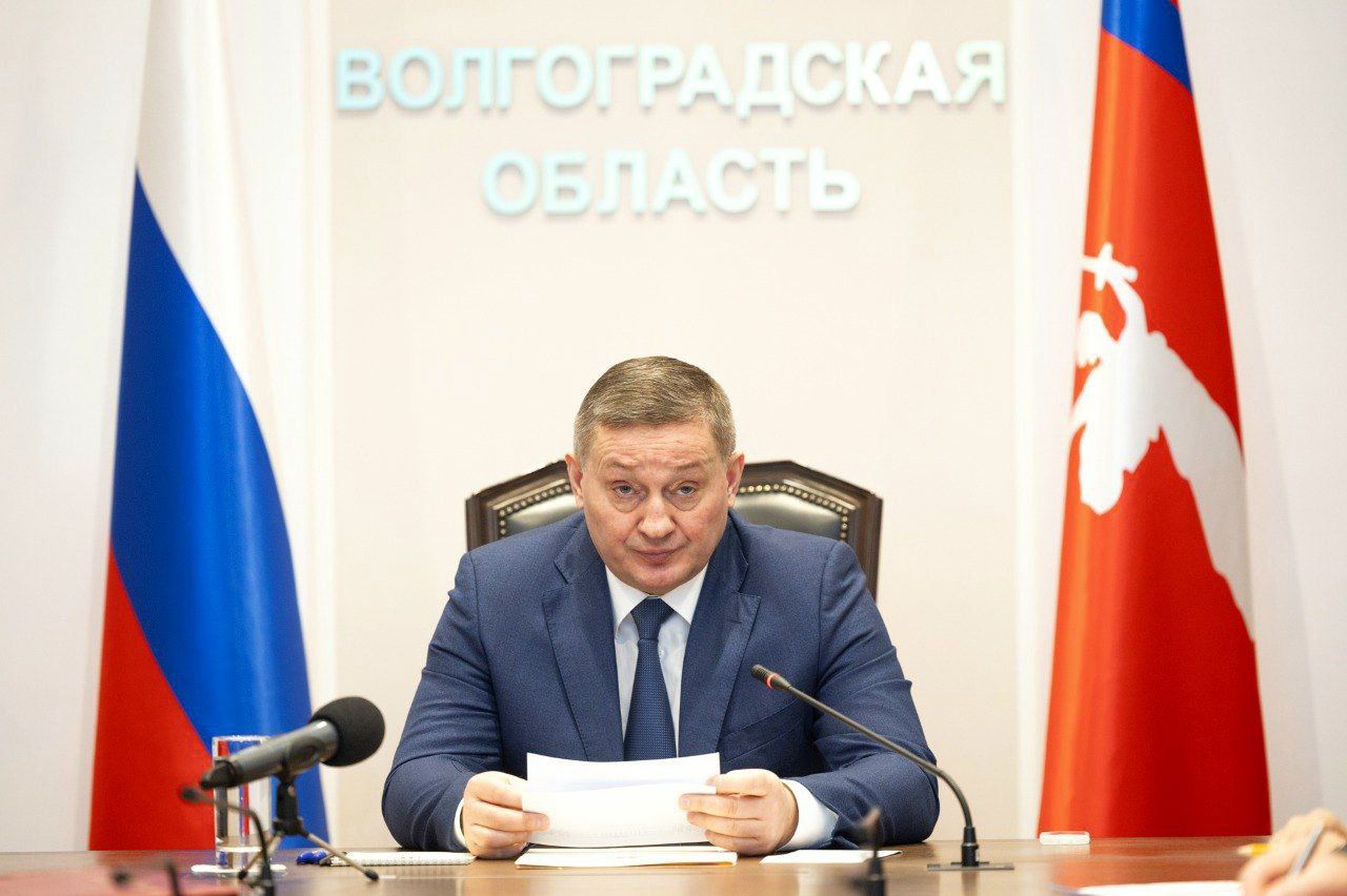 Пожар на промышленной площадке произошел после атаки БПЛА под Волгоградом